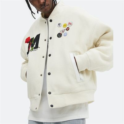 Lãs feitas sob encomenda Rose Fleece Letter Bomber Jacket do inverno 100% dos revestimentos do time do colégio do bordado do OEM
