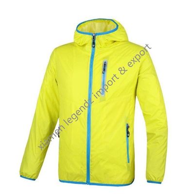 Revestimento clássico da jaqueta de Packable dos revestimentos de pouco peso Windproof do OEM