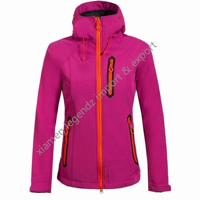 Vestuário respirável exterior das mulheres do inverno dos revestimentos impermeáveis funcionais de Softshell